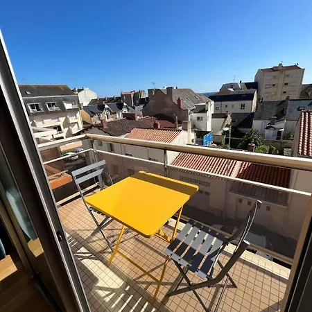 Very Nice And Bright All On Foot ! Apartamento